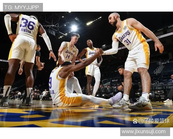 湖人对决热火激情四溢酷玩篮球盛宴尽在眼前